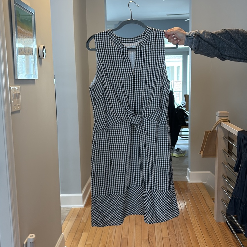 Vineyard Vines Gingham Seersucker Tie Dress Women’s Size 14 sleeveless